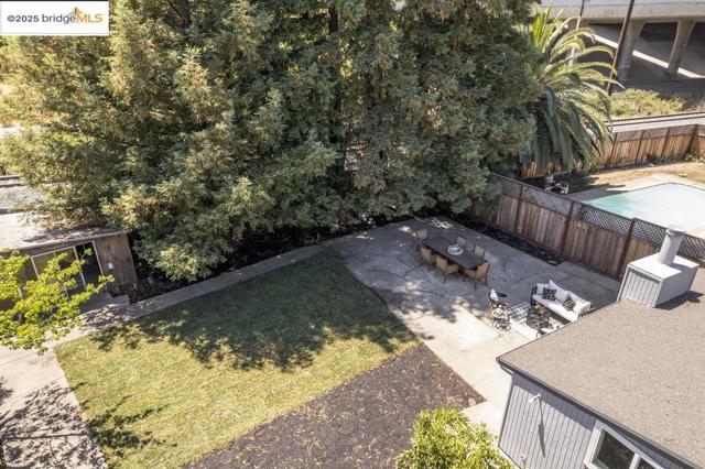 615 Manuel Dr, Novato CA: https://media.crmls.org/mediaz/de15dca7-6f45-4ed2-aaf3-6b9296f4f706.jpg