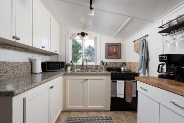 273 W Carmel Valley Road, Carmel Valley CA: https://media.crmls.org/mediaz/de16198c-70c5-4213-a787-de6652be2caf.jpg