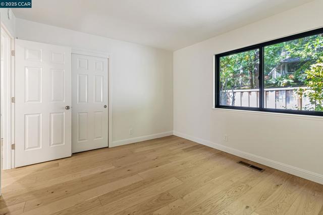 38 Sanders Ranch Rd, Moraga CA: https://media.crmls.org/mediaz/de1685d0-5fbe-4c5d-8992-6b91ce457ecd.jpg