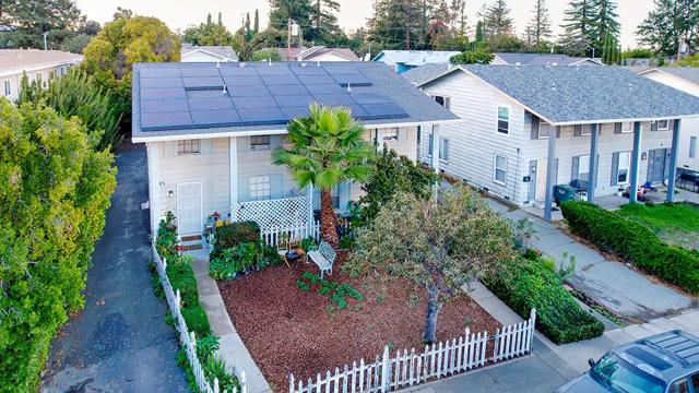 745 Reseda Drive, Sunnyvale CA: https://media.crmls.org/mediaz/de168730-4ed5-4e2f-aaef-5c328572d4a8.jpg