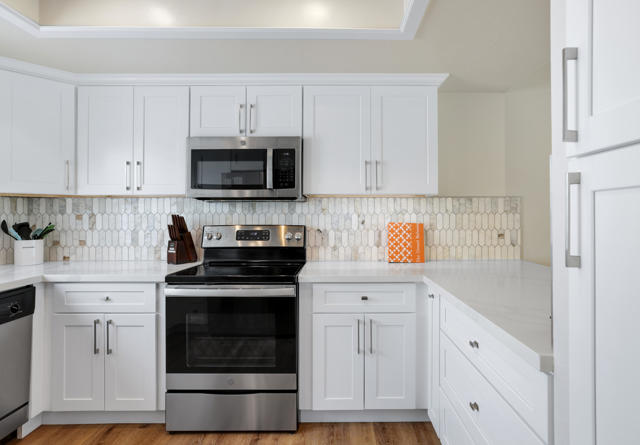 1713 Grand Bahama W Drive, Palm Springs CA: https://media.crmls.org/mediaz/de16f32d-8ca2-4a8c-a862-fe185a6bdd41.jpg