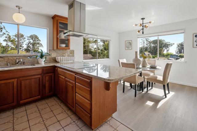 422 Santa Maria Avenue, El Granada CA: https://media.crmls.org/mediaz/de171b53-56e7-4000-b331-c4f2f8f32598.jpg