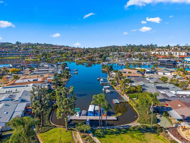 1446 La Linda Drive, San Marcos CA: https://media.crmls.org/mediaz/de176b51-5f80-4743-84bc-e5d07acabc2c.jpg