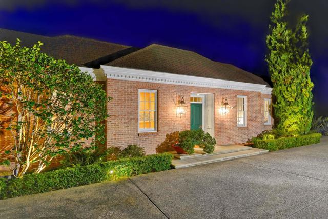 7612 Hillside Dr, La Jolla CA: https://media.crmls.org/mediaz/de18c1b1-5a35-4ab8-a730-2047dd369d6b.jpg