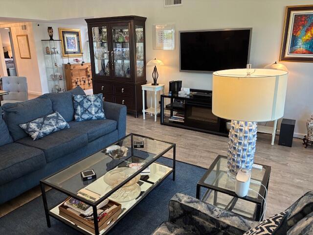 MLS #219135818PS image #7