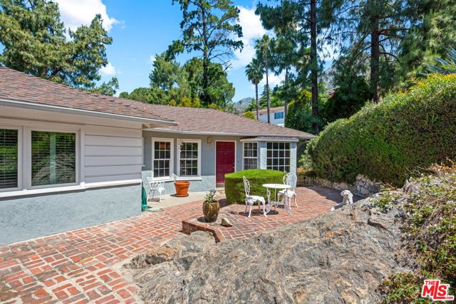 Image 3 for 2904 Highridge Rd, La Crescenta, CA 91214