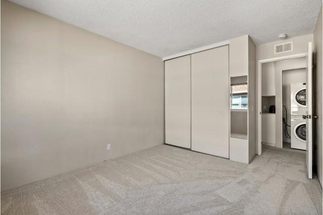 Image 22 of 27 For 2462 Bayshore Road 6