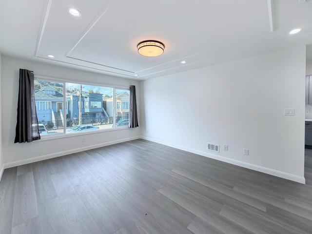 1180 Fitzgerald Avenue, San Francisco CA: https://media.crmls.org/mediaz/de195b59-d894-458e-bc5f-902ecb383913.jpg