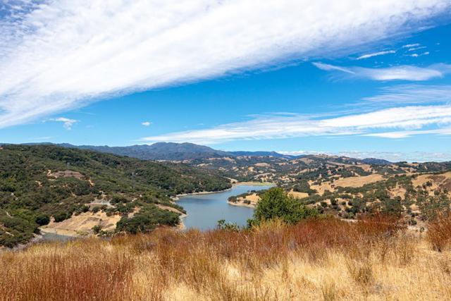 0 Oak Glen Avenue, Morgan Hill CA: https://media.crmls.org/mediaz/de19c7fd-254c-4386-9de0-8817dc759a36.jpg