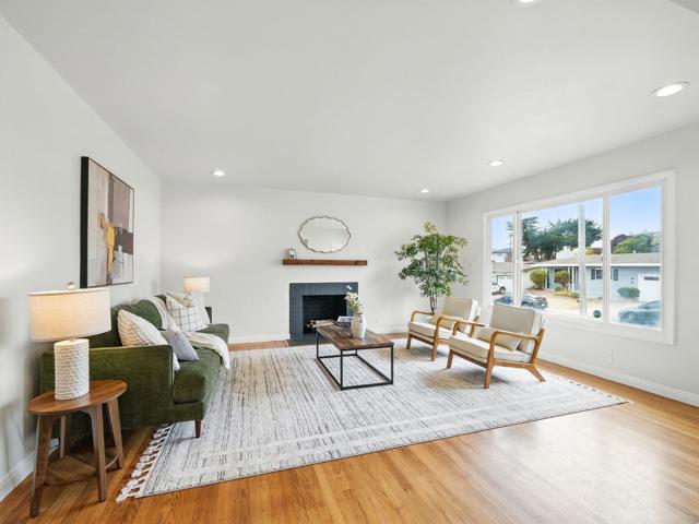 328 Heather Way, South San Francisco CA: https://media.crmls.org/mediaz/de1a82e8-9271-4c01-afc4-d76802589192.jpg