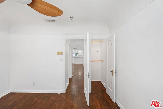 934 N La Jolla Avenue, West Hollywood CA: https://media.crmls.org/mediaz/de1a98d0-54c0-4cf9-b408-7426a50a38c0.jpg
