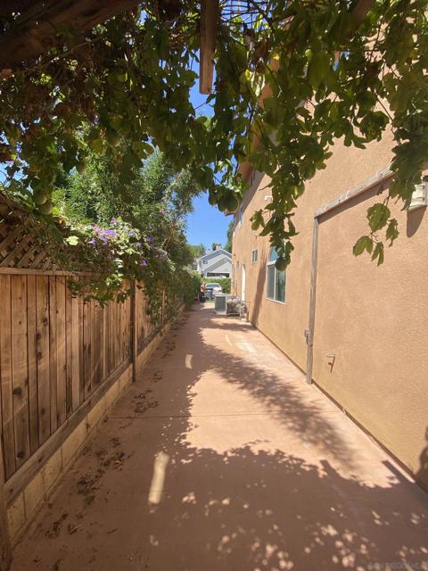 Image 28 of 74 For 1837 Meadowlark Ranch Road