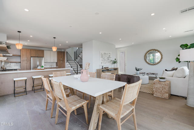 3870 W Point Drive, Los Angeles CA: https://media.crmls.org/mediaz/de1b5026-86ca-4e34-aea5-a79431021fdc.jpg