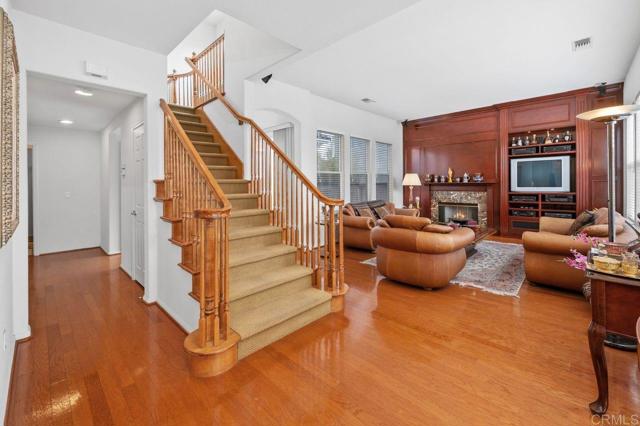 Detail Gallery Image 12 of 45 For 3971 via Cangrejo, San Diego,  CA 92130 - 4 Beds | 3 Baths