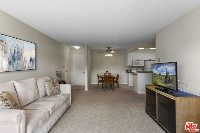 8163 REDLANDS Street, 56 photo 3