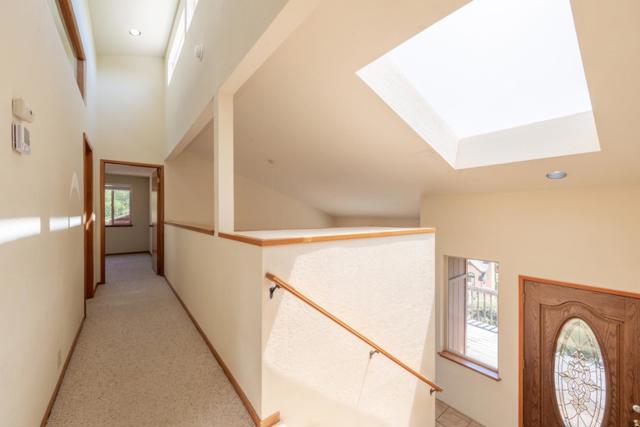 9365 Los Prados Drive, Carmel CA: https://media.crmls.org/mediaz/de1dcd9b-943f-494b-894e-2c37e92a00e7.jpg