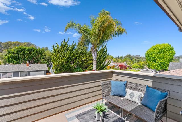 720 Gilroy Drive, Capitola CA: https://media.crmls.org/mediaz/de1eec1f-f1a1-45c0-8113-c1612e46b4a2.jpg