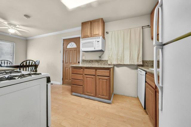 2989 Betsy Way, San Jose CA: https://media.crmls.org/mediaz/de1ef14d-c358-48be-860e-6632ca3fad30.jpg