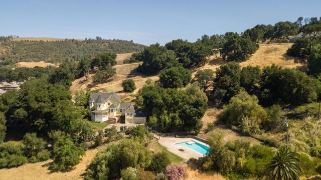 18150 Cochrane Road, Morgan Hill CA: https://media.crmls.org/mediaz/de1febfa-6b60-47ec-9776-d9afb64b3642.jpg