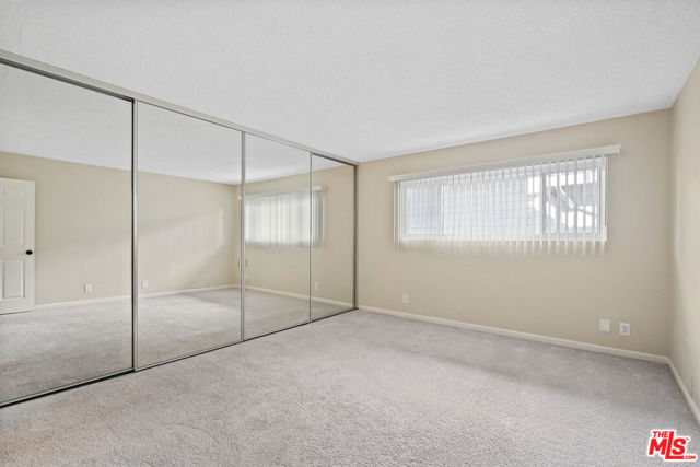 18000 Coastline Drive, Malibu CA: https://media.crmls.org/mediaz/de20d484-fde3-4cb3-bc1b-9e157c9d4d9d.jpg