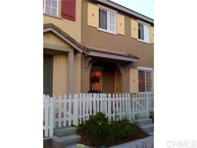 1468 Levant Lane, Chula Vista CA: https://media.crmls.org/mediaz/de239e2e-bcf5-49b5-8c5e-efed477a7738.jpg