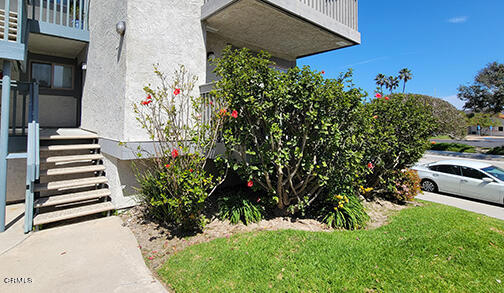 Detail Gallery Image 4 of 16 For 2931 Harbor Bld, Oxnard,  CA 93035 - 2 Beds | 1 Baths