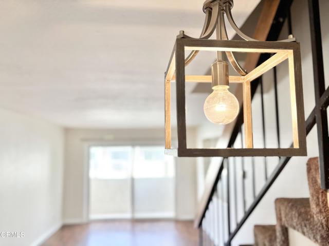 Detail Gallery Image 2 of 28 For 250 E Surfside Dr, Port Hueneme,  CA 93041 - 2 Beds | 1/1 Baths