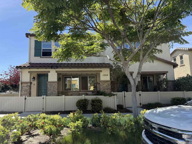 Detail Gallery Image 2 of 16 For 1294 Santa Victoria Rd #2,  Chula Vista,  CA 91913 - 3 Beds | 2/1 Baths