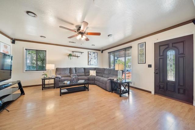 1247 Locust Street, Livermore CA: https://media.crmls.org/mediaz/de27d09e-73e9-4d75-b37e-73fc016a9614.jpg