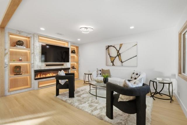 1497 Meadow Glen Way, San Jose CA: https://media.crmls.org/mediaz/de28d477-2b9f-4a0c-856b-f33326239e22.jpg