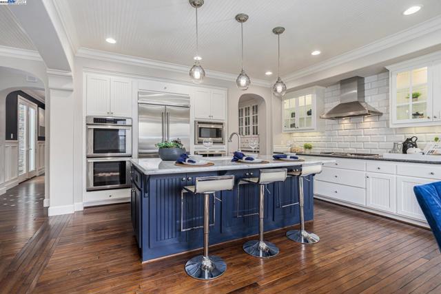 1049 S WEDGEWOOD DR, San Ramon CA: https://media.crmls.org/mediaz/de2bcb19-dc87-4be2-94c4-487bd517129e.jpg