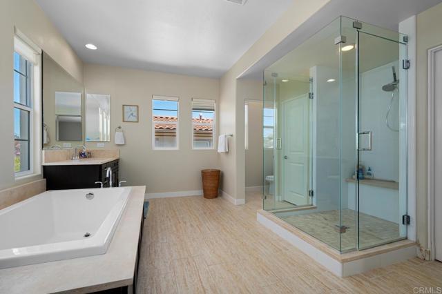 Detail Gallery Image 21 of 42 For 7149 Sitio Corazon, Carlsbad,  CA 92009 - 4 Beds | 4/1 Baths