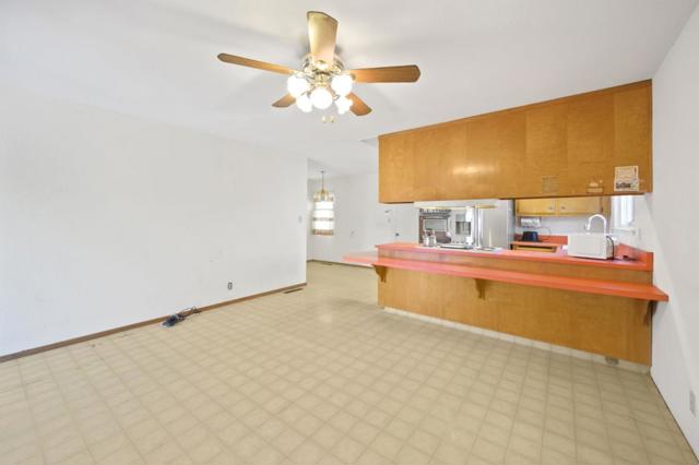 787 San Clemente Way, Mountain View CA: https://media.crmls.org/mediaz/de2ddb9f-b376-42d5-9285-d058c3db301d.jpg