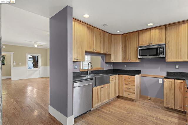 Image 9 of 46 For 2703 Mathews St