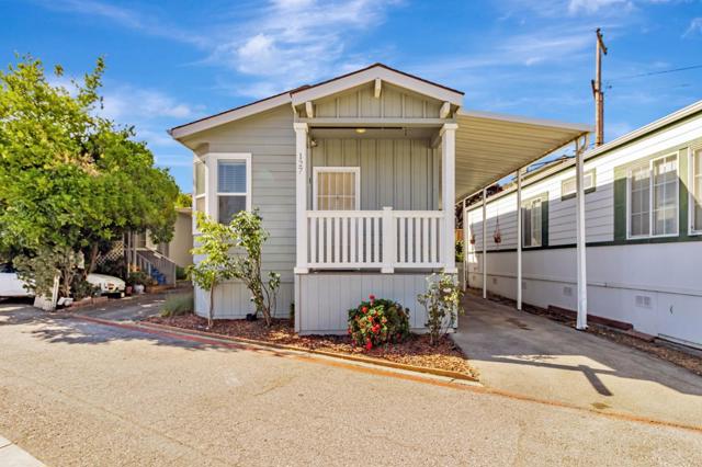 440 Moffet Boulevard, Mountain View CA: https://media.crmls.org/mediaz/de2f2879-1e9e-48b1-8830-2f6b5af7242d.jpg