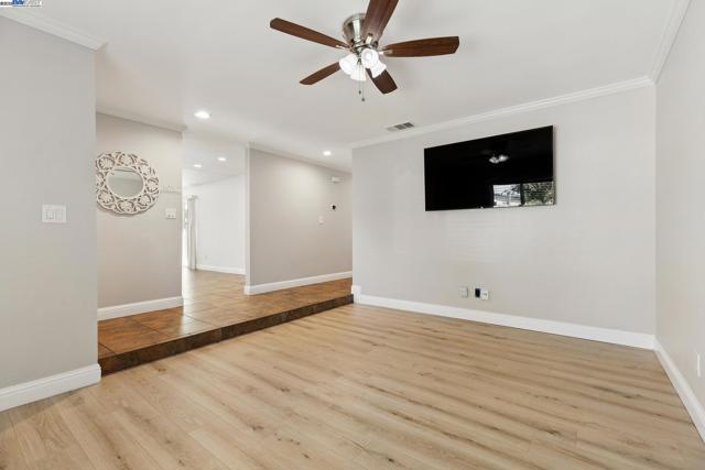 310 S Central Ave, Tracy CA: https://media.crmls.org/mediaz/de3050b6-de62-4298-bd37-0b32422548f8.jpg