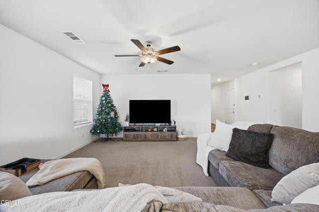 Detail Gallery Image 7 of 34 For 6003 Vespucci Ave, Bakersfield,  CA 93313 - 4 Beds | 3 Baths