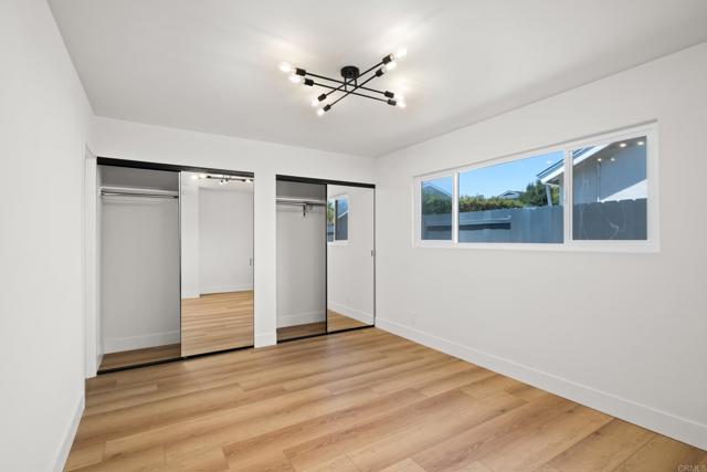Image 22 of 32 For 7070 Glenflora Avenue