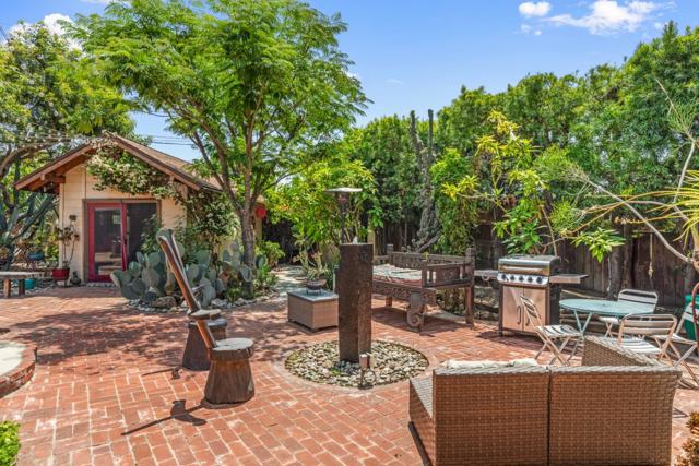 6026 Fulcher Avenue, North Hollywood CA: https://media.crmls.org/mediaz/de3368c1-2c57-4f4d-8aac-a21aec3a97d2.jpg