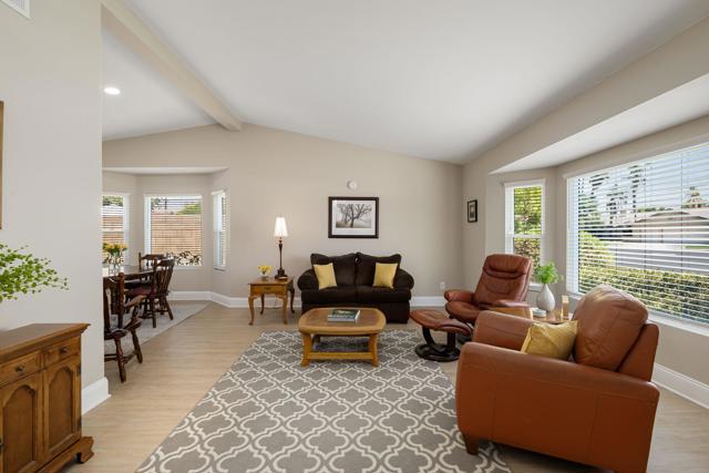 44125 Calico Circle, La Quinta CA: https://media.crmls.org/mediaz/de34466b-c676-4bea-a025-e6b55bdbefb4.jpg