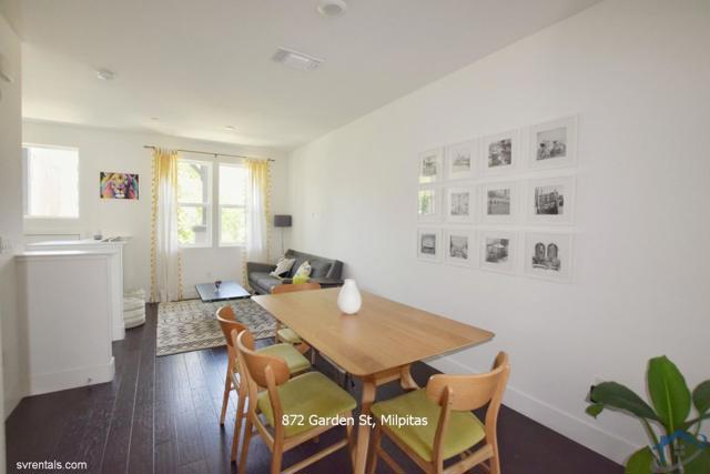 872 Garden Street, Milpitas CA: https://media.crmls.org/mediaz/de34b590-67d4-4016-bae5-8836c719e044.jpg