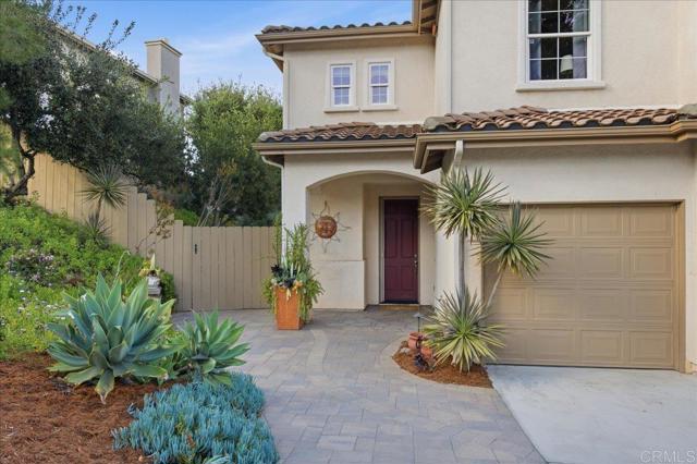 Detail Gallery Image 4 of 63 For 18385 Reata Way, San Diego,  CA 92128 - 5 Beds | 4 Baths