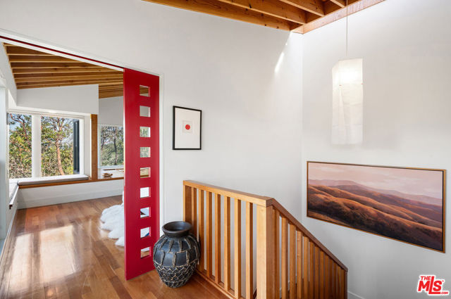 351 Wall Road, Napa CA: https://media.crmls.org/mediaz/de367acd-7056-4145-9d21-10bb7a2899bf.jpg