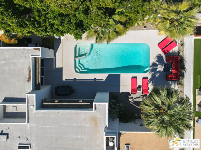 770 N Girasol Court, Palm Springs CA: https://media.crmls.org/mediaz/de36a3b1-792b-4018-929f-745581b63345.jpg