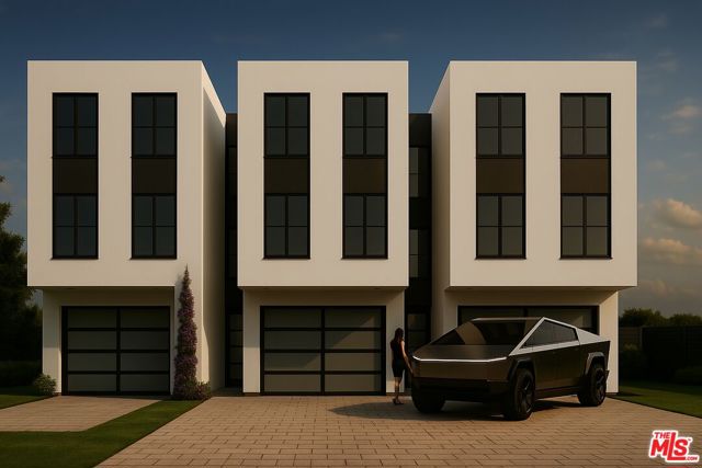 10742 Hortense Street, North Hollywood CA: https://media.crmls.org/mediaz/de36def9-6fba-4011-844a-2bb87dd0ce77.jpg