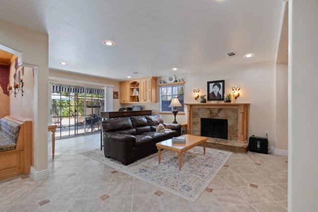 2859 Broken Oak Court, San Jose CA: https://media.crmls.org/mediaz/de36e3e9-00d0-4823-9c0b-b4615a512bcb.jpg