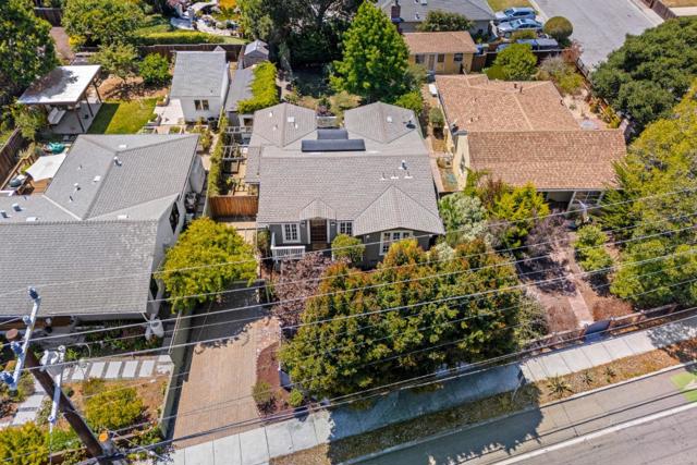1719 Bay Street, Santa Cruz CA: https://media.crmls.org/mediaz/de39764f-841a-4b60-9d09-7bdfe616f0b4.jpg