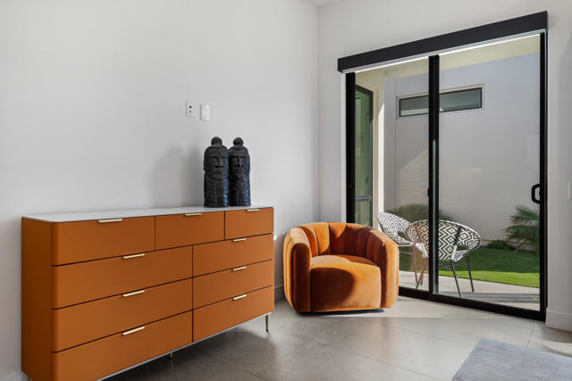 161 Holliday Way, Palm Springs CA: https://media.crmls.org/mediaz/de39d7e7-e1ad-41b8-b54f-3552a70a748c.jpg
