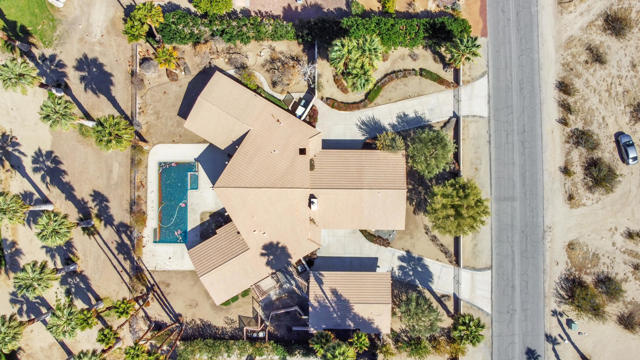 316 Pointing Rock Drive, Borrego Springs CA: https://media.crmls.org/mediaz/de3adfc7-127a-4ac7-b1a3-f72fd1de2e2b.jpg