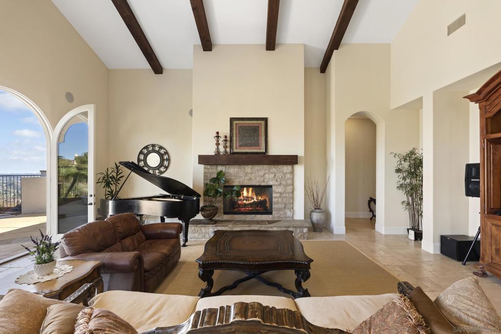 7020 El Fuerte St - photo 14